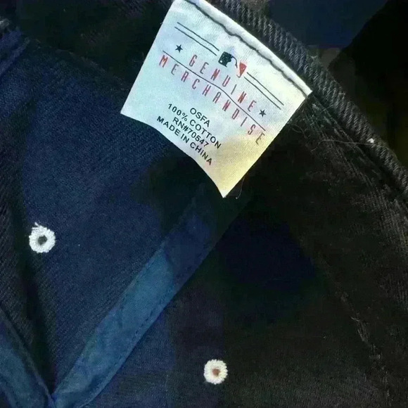 Vintage New York Yankees Strapback Hat Big Side Logo Color Block Fan Favorite - Picture 12 of 12